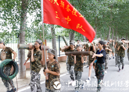 军事夏令营怎么让孩子养成还习惯？